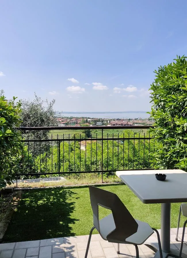 **  Hotel Castello S. Antonio Lazise Itálie