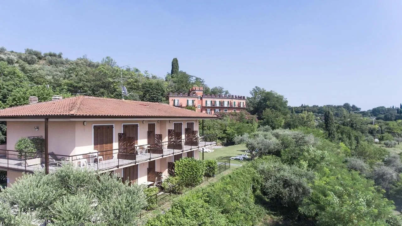 Hotel Castello S. Antonio لاتيزي 2*,  إيطاليا