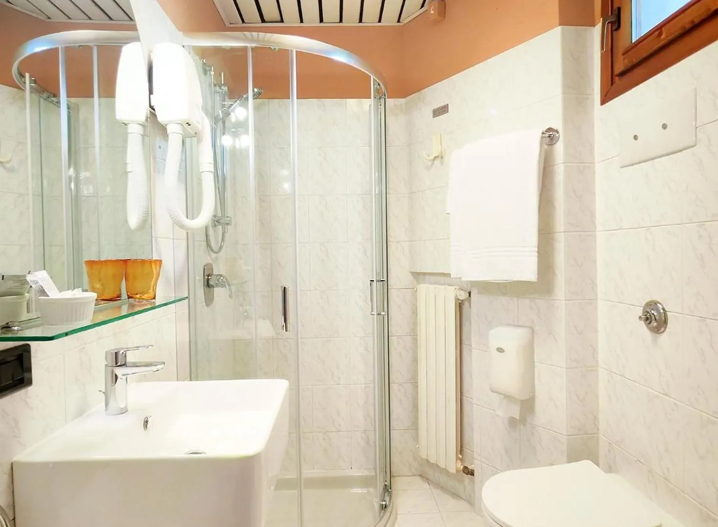 Hotel Castello S. Antonio لاتيزي 2*,  إيطاليا